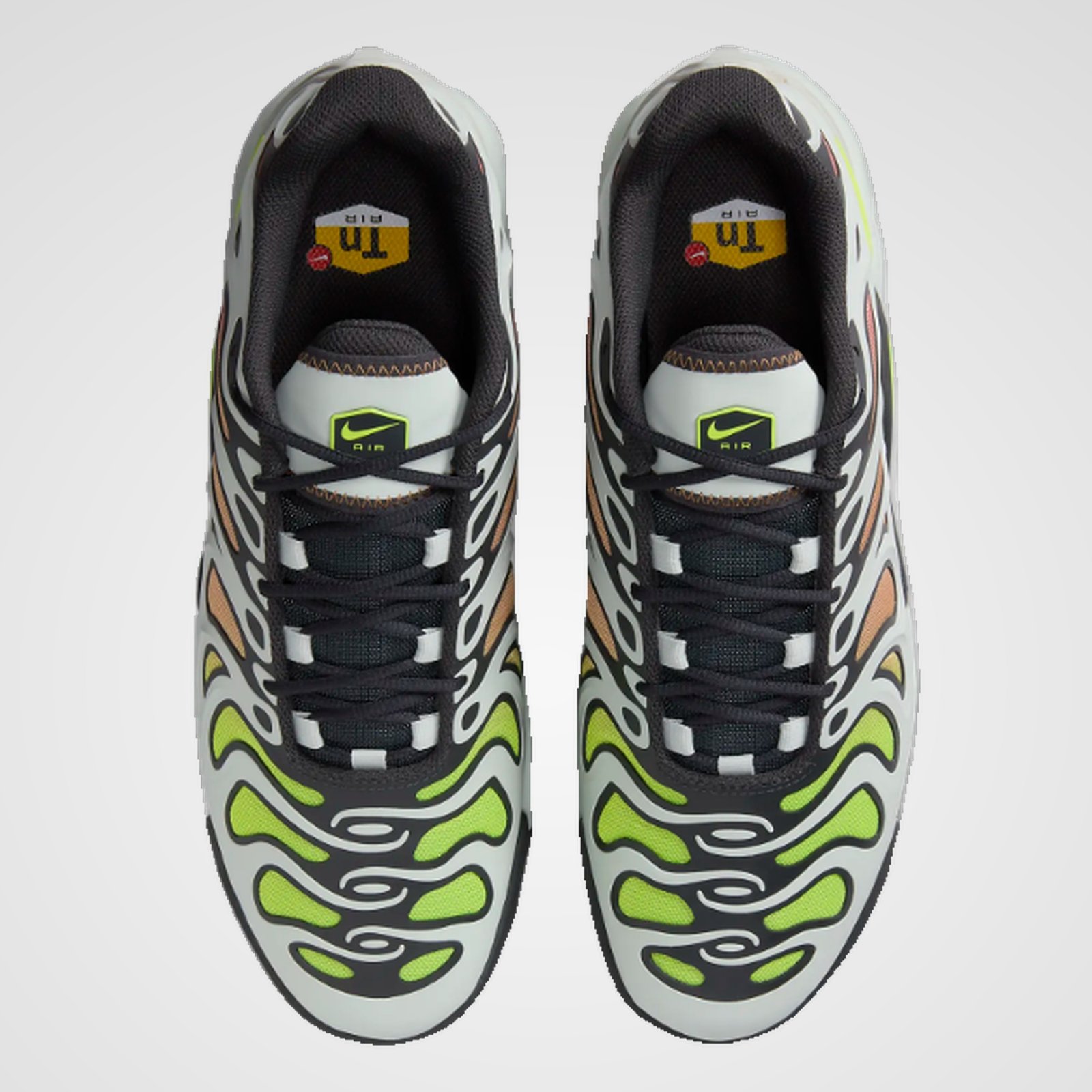 Nike Air Max Plus Drift Nike Air Max Plus Drift - Image 5
