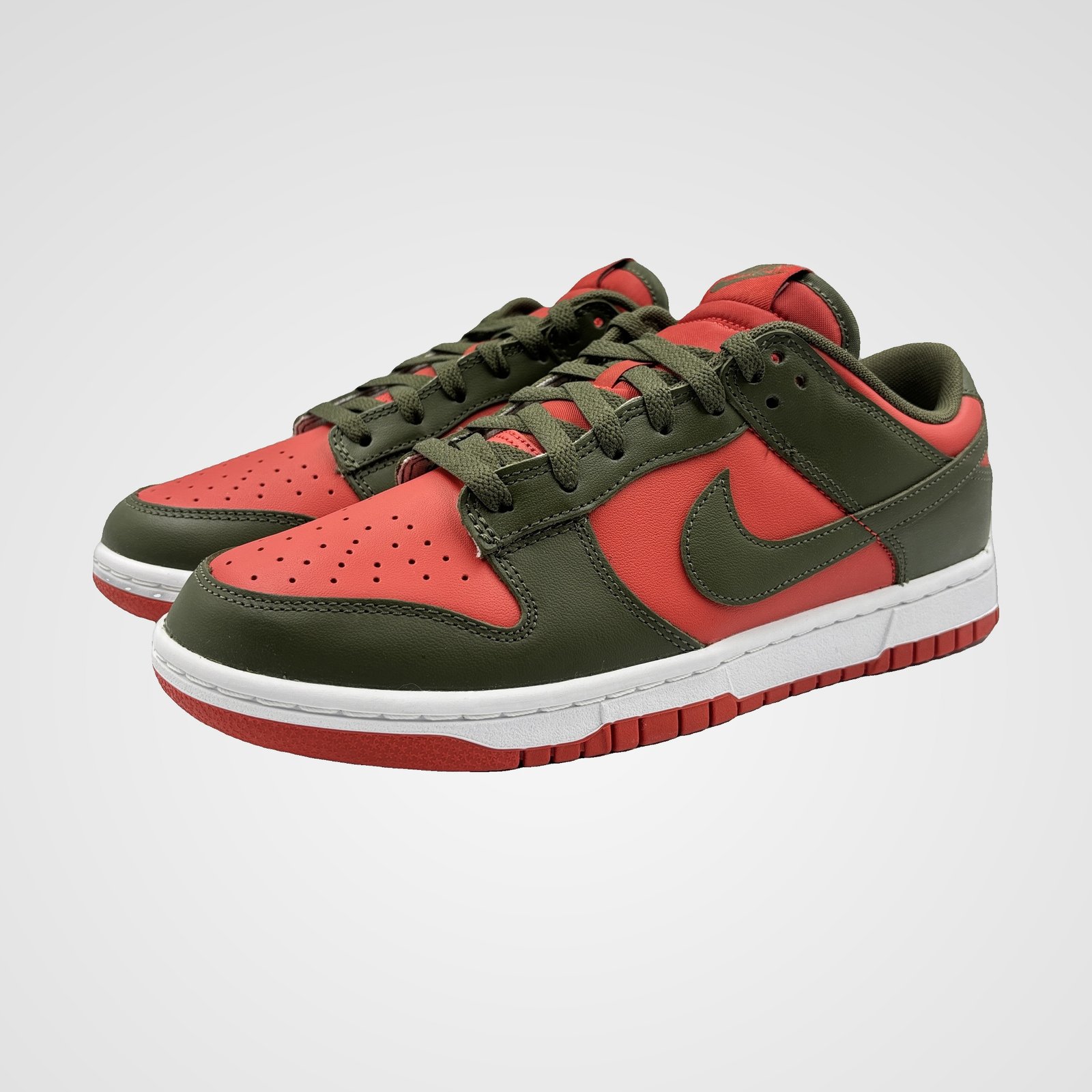 Nike Dunk Low Retro Nike Dunk Low Retro - Image 3