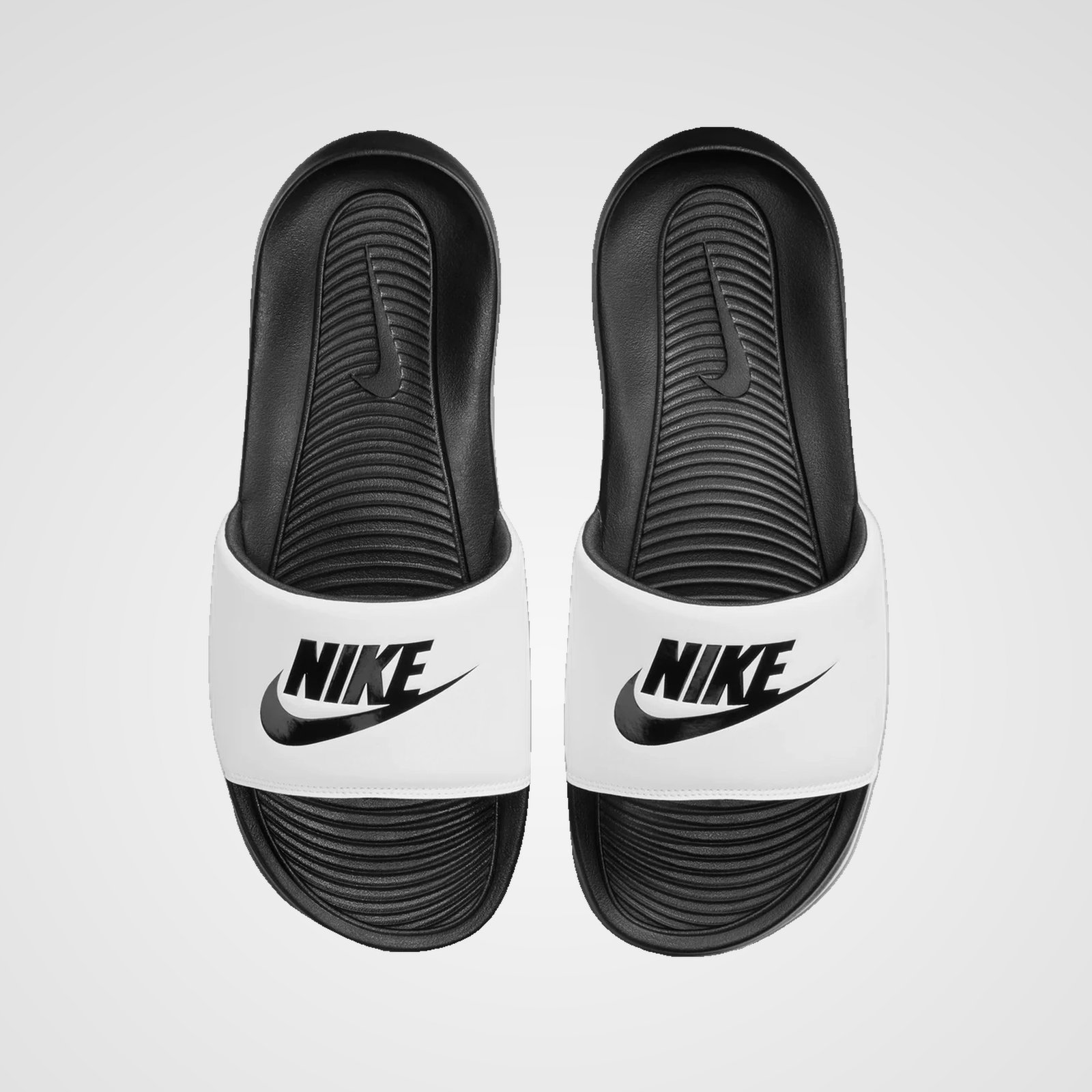 Nike Victory One Papucs Nike Victory One Papucs - Image 3
