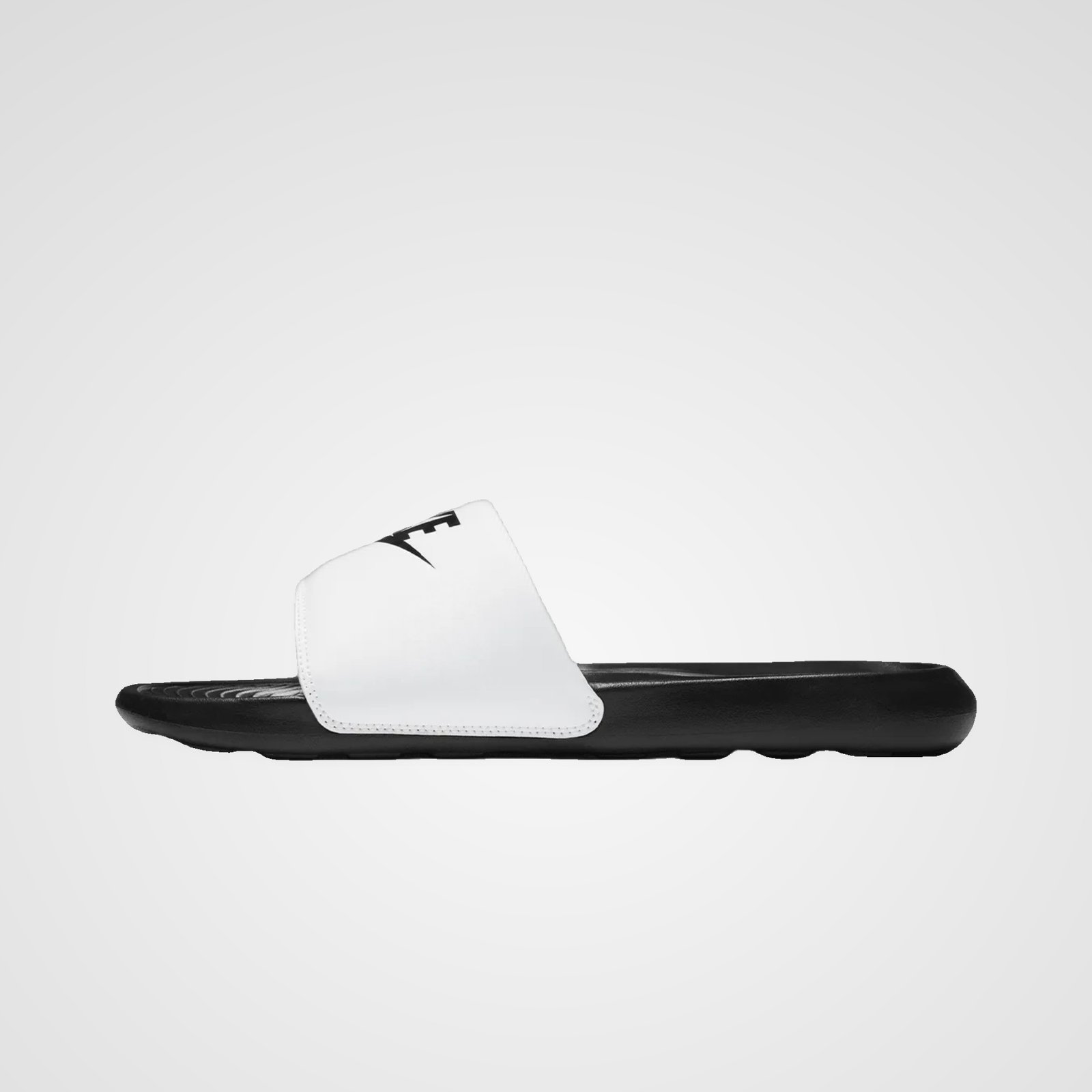 Nike Victory One Papucs Nike Victory One Papucs - Image 2
