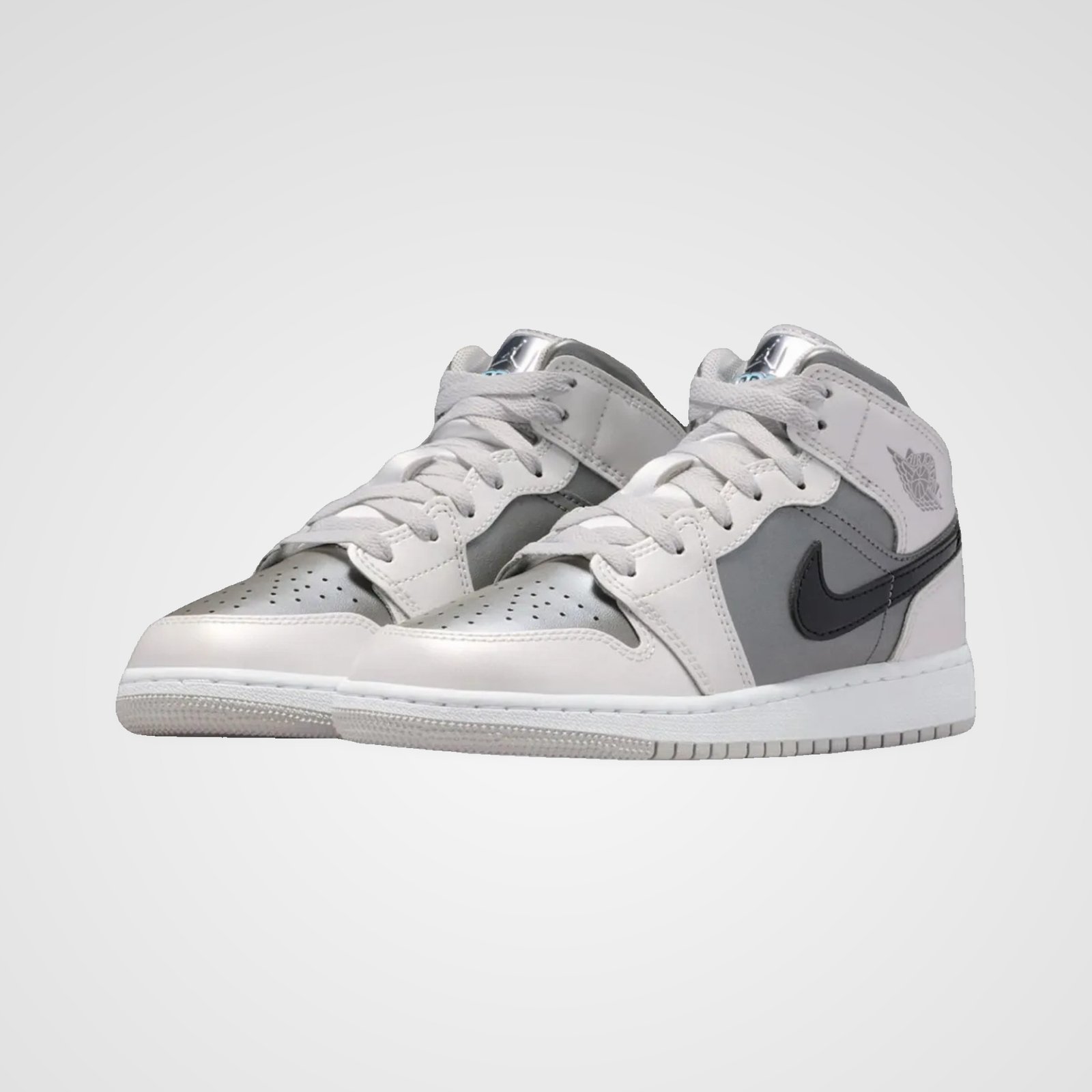 Air Jordan 1 Mid GS Air Jordan 1 Mid GS - Image 3