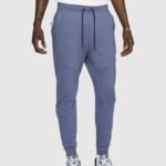 Nike Tech Fleece Lightweight - Image 2