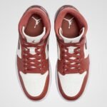 Air Jordan 1 Mid - Image 4