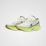 Nike ZoomX Vaporfly Next% 3 - Image 2