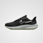 Nike Pegasus Shield