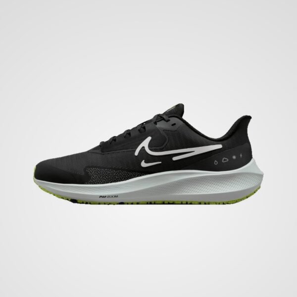 Nike Pegasus Shield