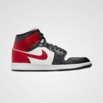 Air Jordan 1 Mid - Image 2