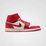 Air Jordan 1 Mid - Image 2