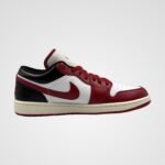 Air Jordan 1 Low "Bulls" - Image 2