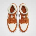 Air Jordan 1 Mid - Image 5