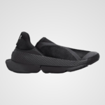 Nike Go FlyEase Triple Black - Image 2